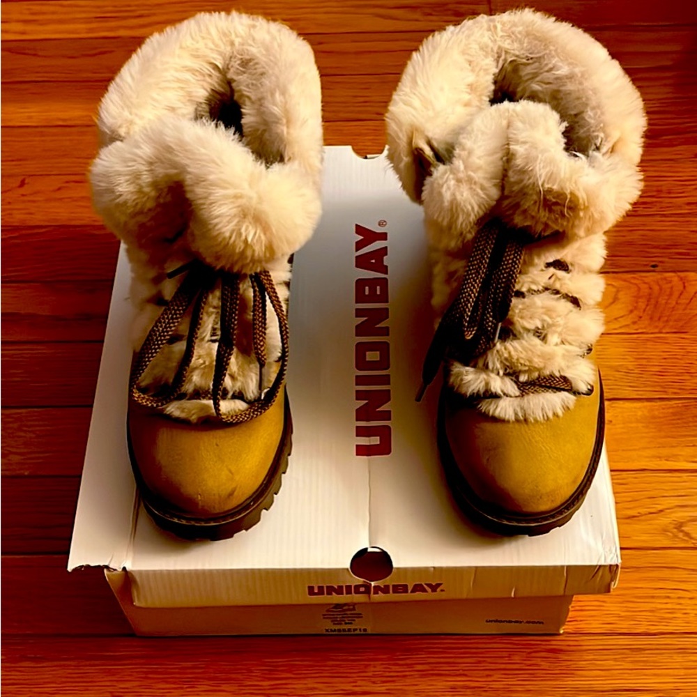 Women winter boots 8m Tan